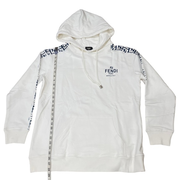 White Fendi Sweater (M) - Picture 10 of 10